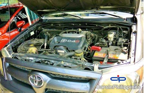 Toyota Hilux - image 4