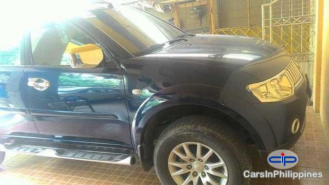 Picture of Mitsubishi Montero Sport Automatic 2010