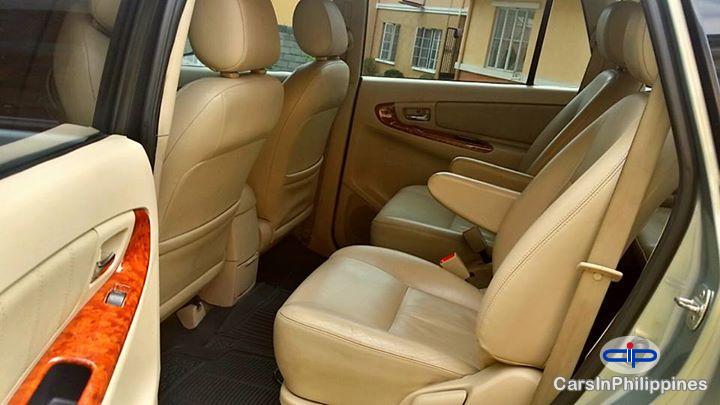 Toyota Innova Automatic 2007 - image 3