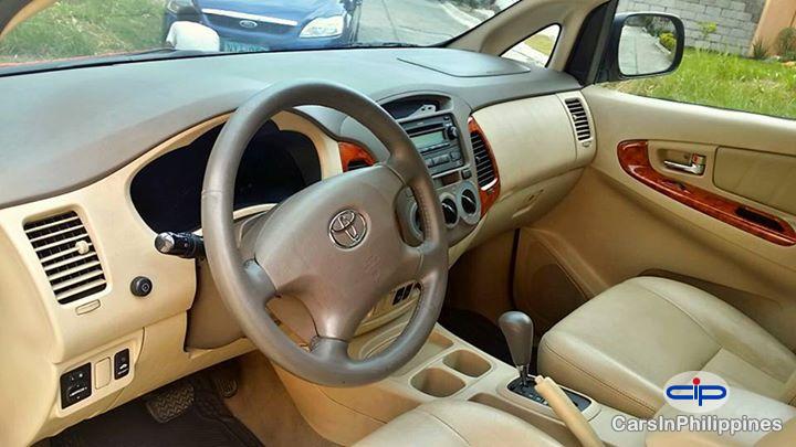 Toyota Innova Automatic 2007 - image 5
