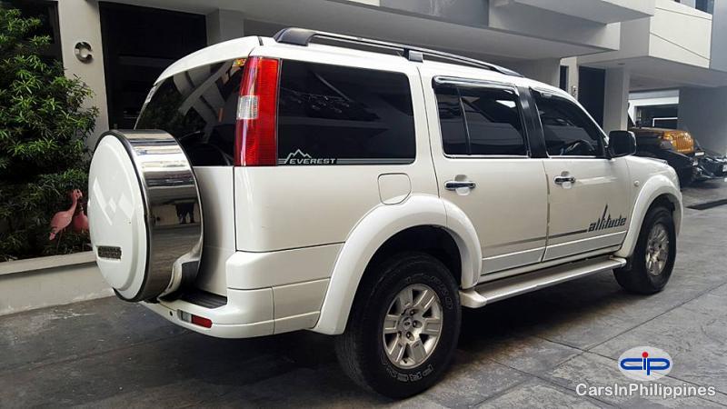 Pictures of Ford Everest Automatic