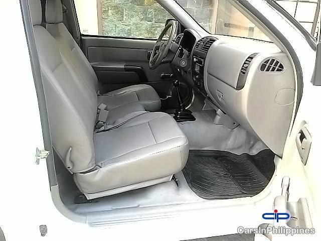 Picture of Isuzu D-Max Manual in Albay