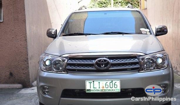 Toyota Fortuner Automatic 2011