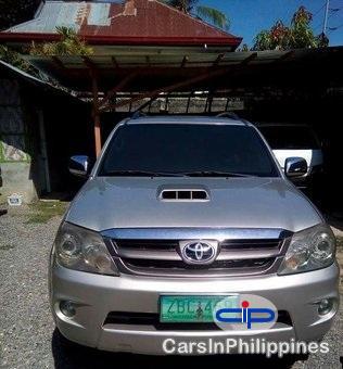 Picture of Toyota Fortuner Automatic 2005