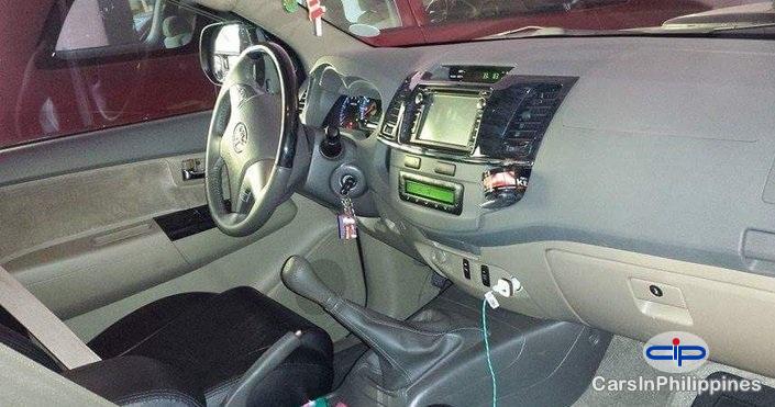 Toyota Fortuner Automatic 2012 - image 5