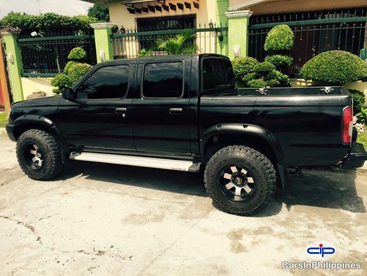 Picture of Nissan Frontier Manual 2001