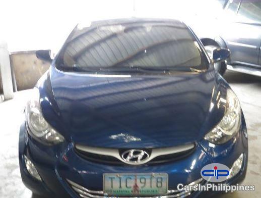 Pictures of Hyundai Elantra