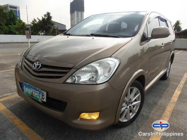 Picture of Toyota Innova 2010