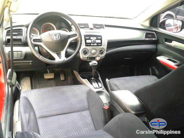 Honda City Manual - image 4