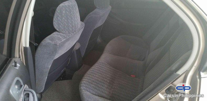 Honda Civic - image 8