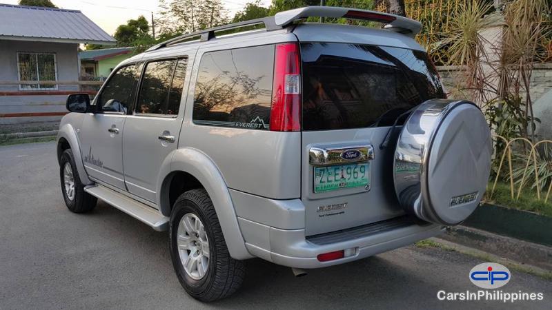 Picture of Ford Everest Automatic in Philippines