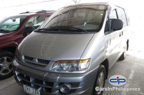 Pictures of Mitsubishi Space Gear Automatic 2004