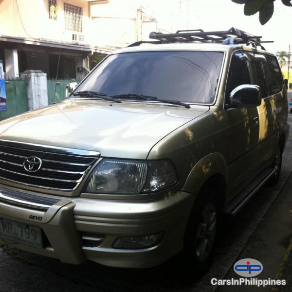 Picture of Toyota Revo