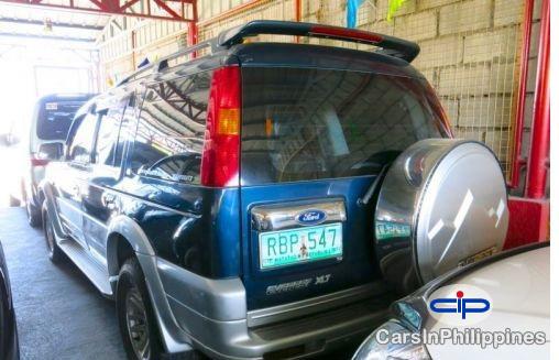 Ford Everest Manual 2004