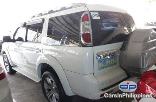 Ford Everest Automatic 2011 - image 3