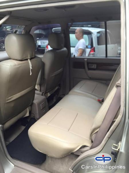 Isuzu Trooper Automatic 2002 - image 6
