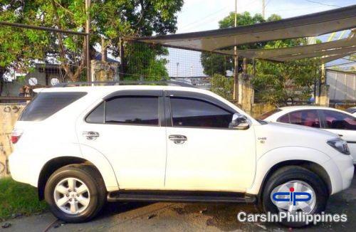 Toyota Fortuner Automatic 2010 - image 3