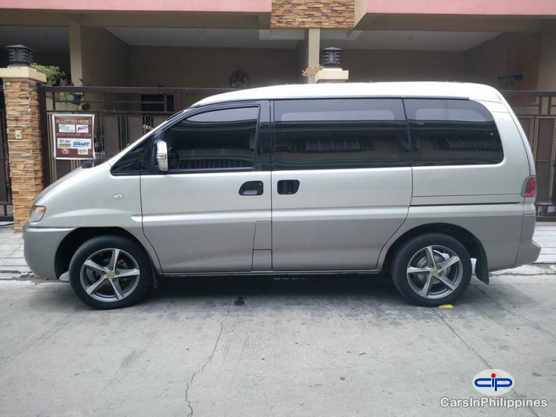 Mitsubishi Space Gear Automatic 2006 - image 2