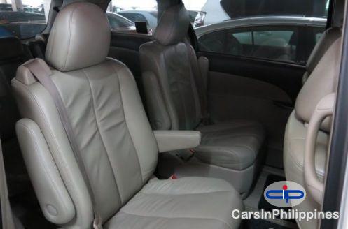Toyota Previa Automatic 2006 in Bohol - image