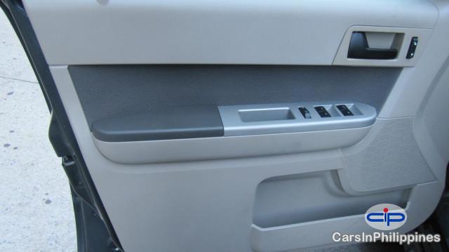 Ford Escape Automatic 2009 - image 4