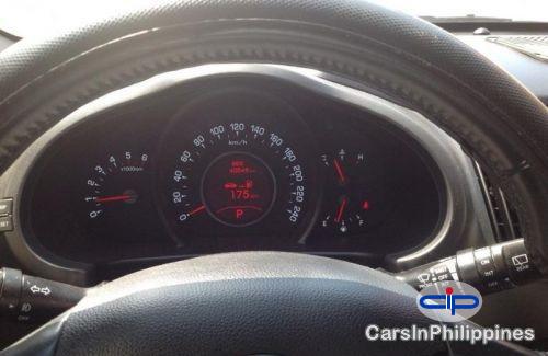 Kia Sportage Automatic 2012 - image 10