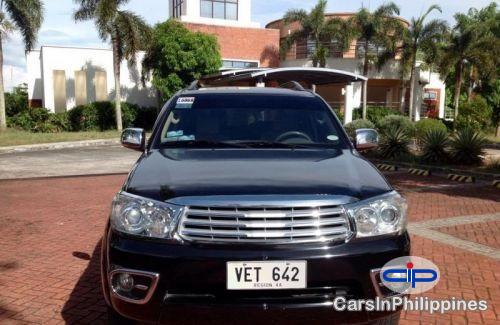 Toyota Fortuner Manual 2010 - image 10