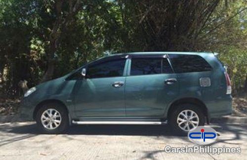 Picture of Toyota Innova Manual 2010