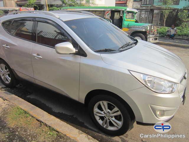 Hyundai Tucson Manual - image 4