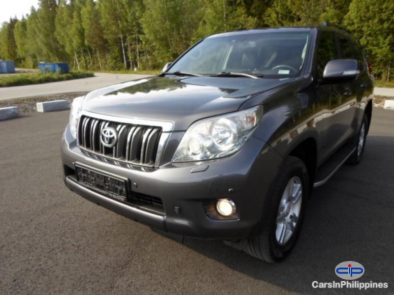 Toyota Land Cruiser Manual 2010