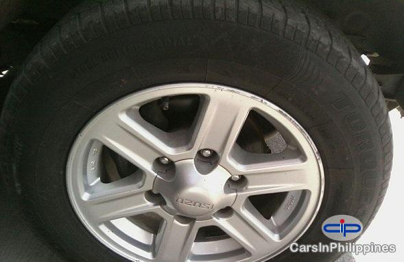 Picture of Isuzu Crosswind Manual in Philippines