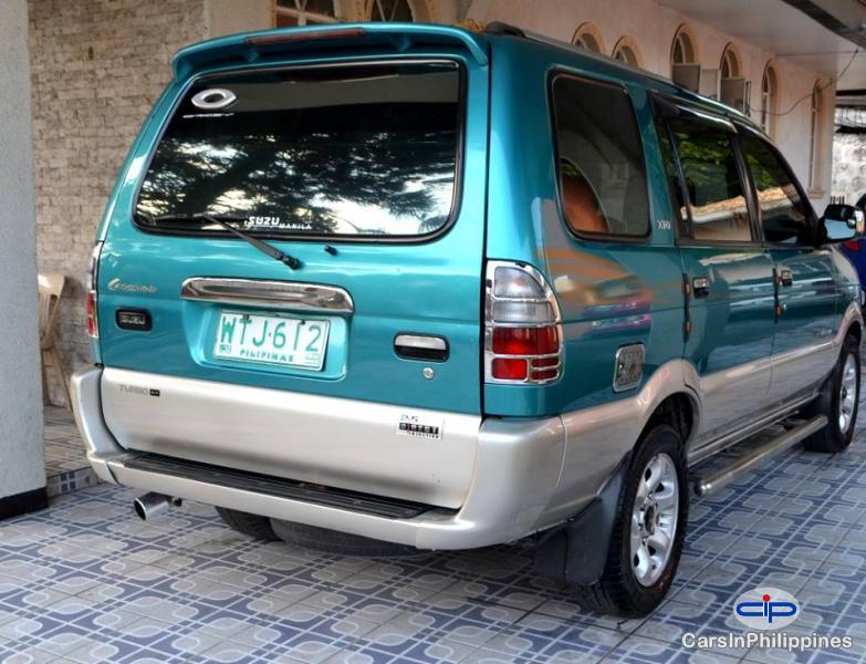 Isuzu Crosswind Automatic - image 3