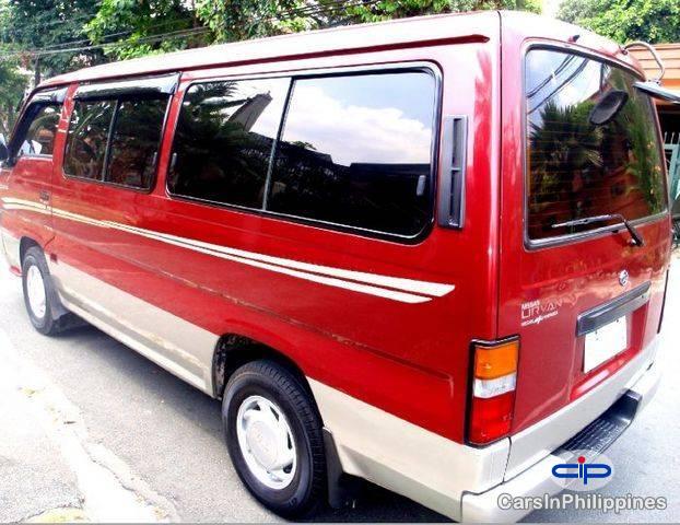 Nissan Urvan Automatic 2002 - image 2