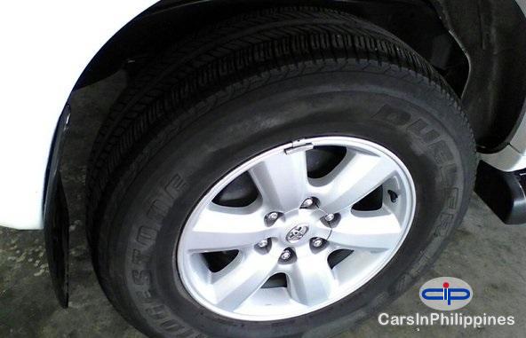 Toyota Fortuner - image 10