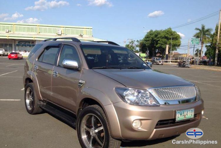 Picture of Toyota Fortuner