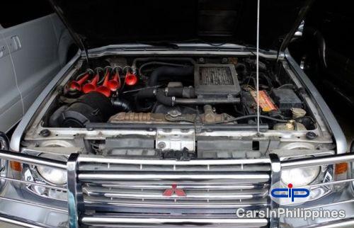 Mitsubishi Pajero Manual 1998 - image 8