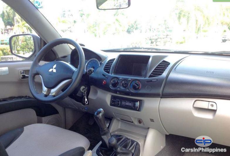 Mitsubishi Strada