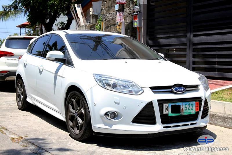 Ford Focus Automatic - image 2