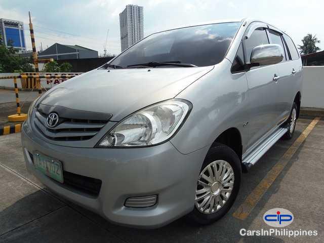 Picture of Toyota Innova Automatic 2011