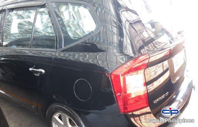 Kia Carens - image 2