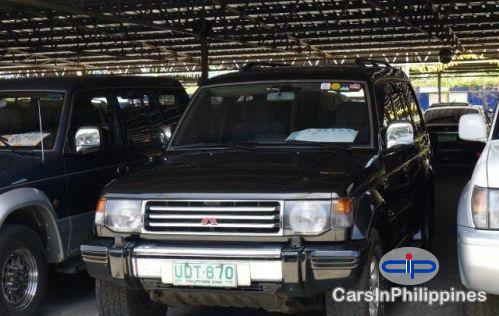 Picture of Mitsubishi Pajero Manual 1995