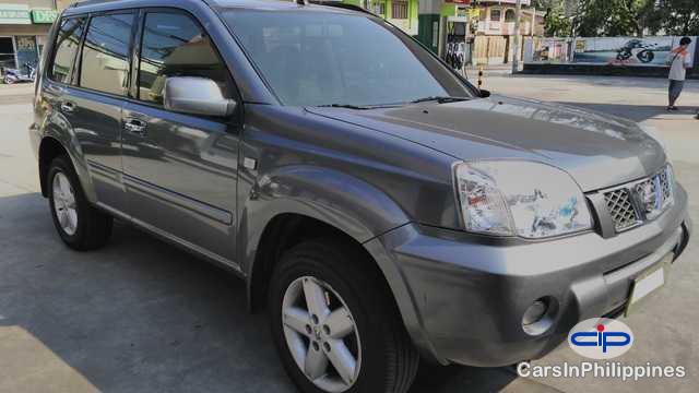 Nissan X-Trail Automatic 2010 - image 2