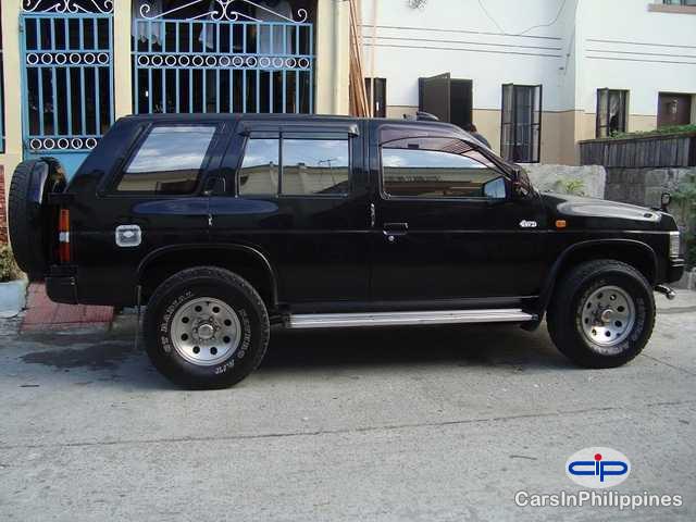 Picture of Nissan Terrano Manual 2002