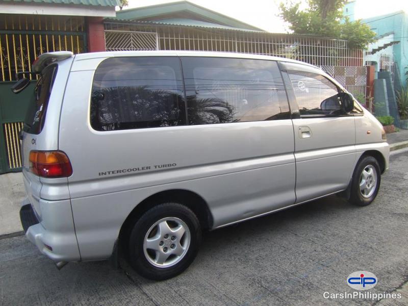 Mitsubishi Space Gear 2004 - image 4