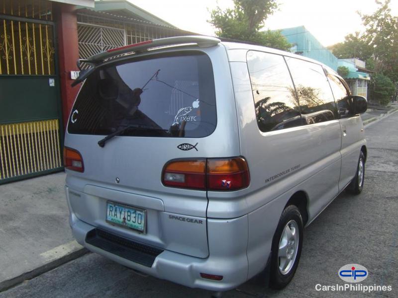 Mitsubishi Space Gear 2004 - image 5
