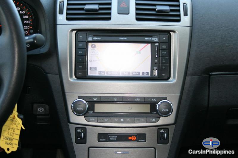 Toyota Avensis Manual 2011