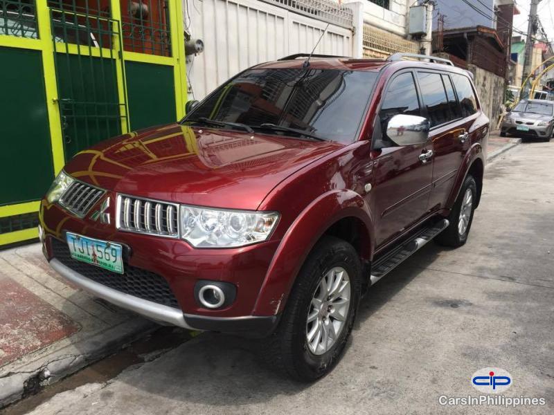 Picture of Mitsubishi Montero Sport Automatic 2011