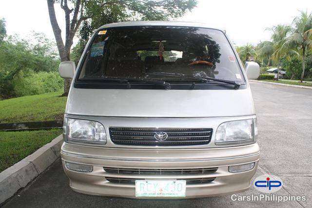 Toyota hiace 2005