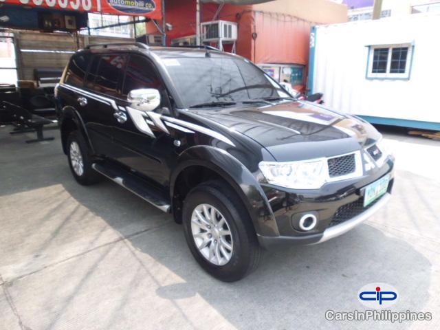 Picture of Mitsubishi Montero Sport