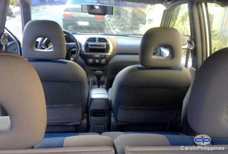 Toyota RAV4 Automatic 2002 - image 9
