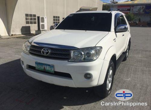 Toyota Fortuner Automatic 2010